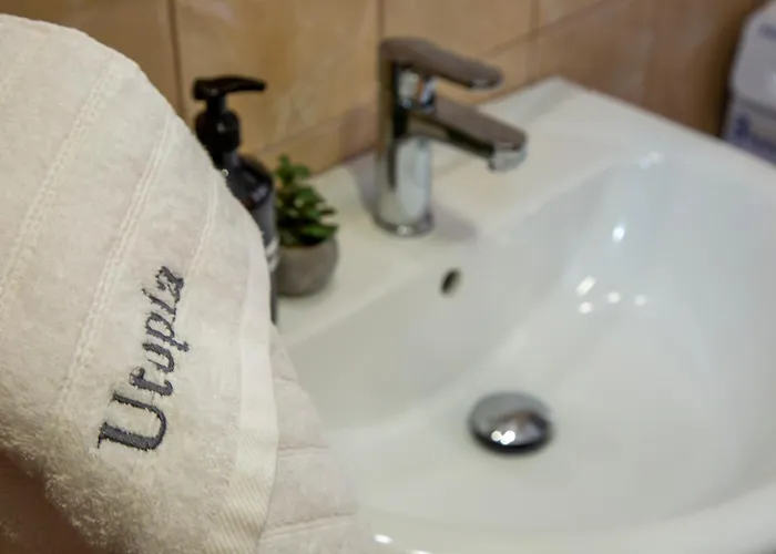 Utopia Néa Péramos